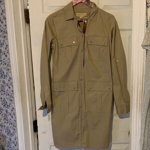 Women Micheal kors tan dress